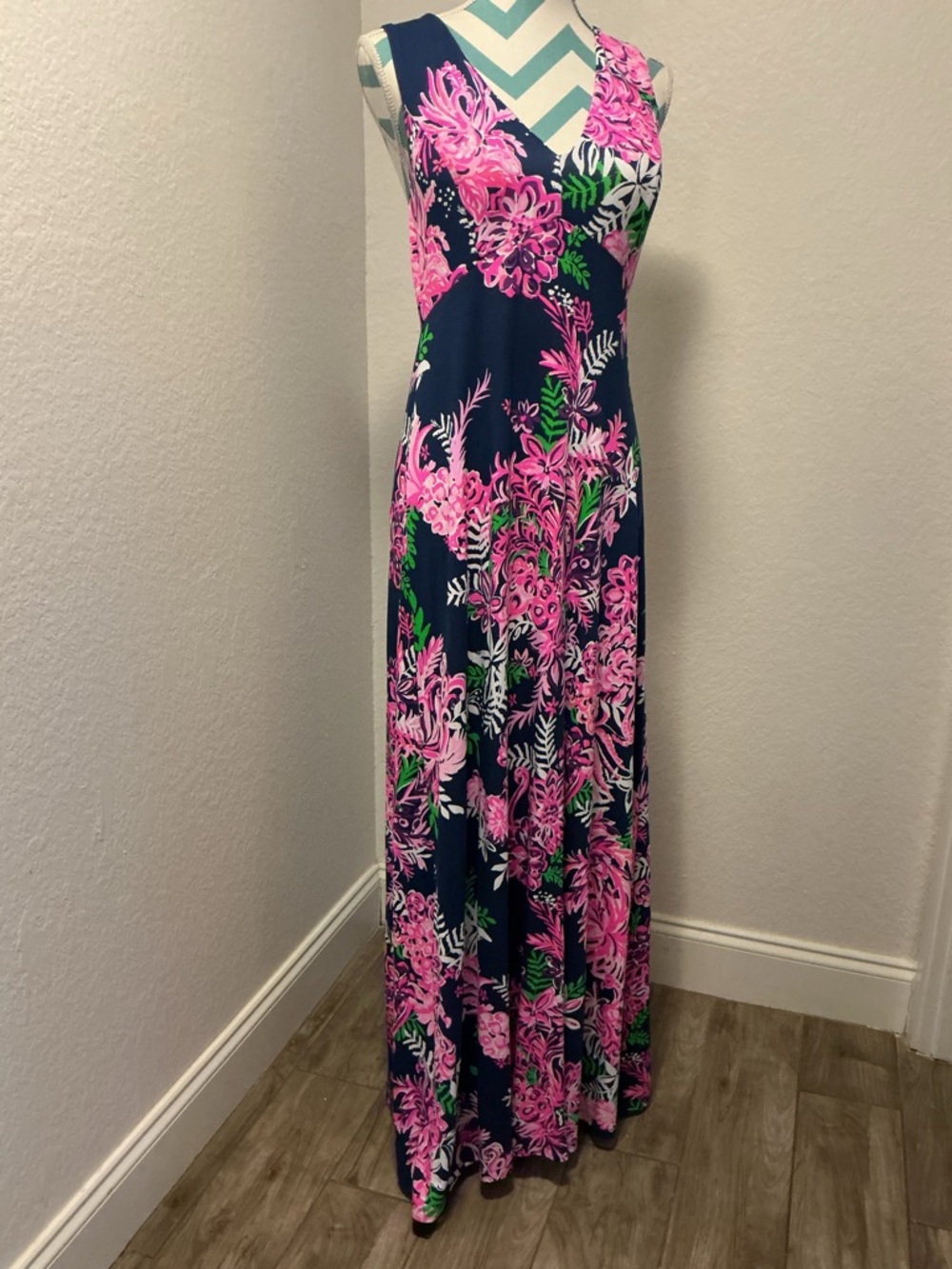 NWT Lilly Pulitzer Noemi Racerback Maxi Dress Ruffle Your Feathers NWT Medium - Picture 2 of 4